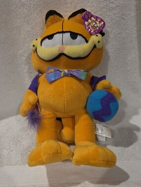 VINTAGE GARFIELD EASTER PLUSH